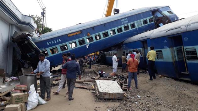 The Utkal Express train after it derailed in Khatauli near Muzaffarnagar on Sunday. (HT Photo / Chahatram) The Utkal Express train after it derailed in Khatauli near Muzaffarnagar on Sunday. (HT Photo / Chahatram)