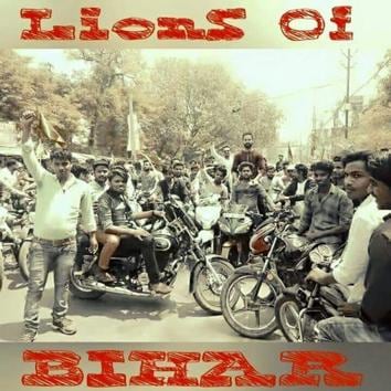 Members of a bikers’ gang in Patna.(Santosh/HT photo)