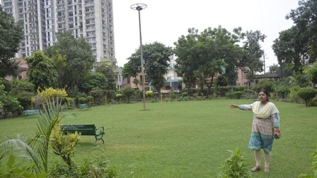 Ghaziabad , India - Aug 23 In an alleged case of discrimination, the locals from Vasundhara sector-3 asked the 16 children of shelter home to vacate a public park. The district administration has issued warning and said that no one can deny entry to kids in Ghaziabad,India, on Wednesday, Aug 23, 2017. (Photo by Sakib Ali /Hindustan Times) (Sakib Ali/HT Photo) Ghaziabad , India - Aug 23 In an alleged case of discrimination, the locals from Vasundhara sector-3 asked the 16 children of shelter home to vacate a public park. The district administration has issued warning and said that no one can deny entry to kids in Ghaziabad,India, on Wednesday, Aug 23, 2017. (Photo by Sakib Ali /Hindustan Times) (Sakib Ali/HT Photo)