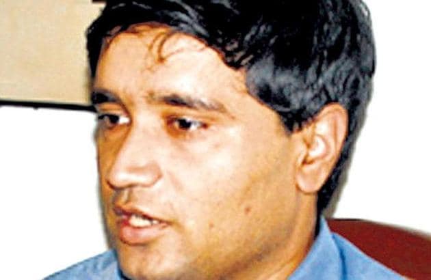 Forest service officer Sanjiv Chaturvedi had blown the whistle on irregularities in recruitment of teachers in Haryana.(File)