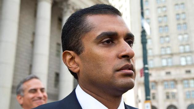Mathew Martoma leaves Manhattan Federal Court after facing charges on an insider trading scheme in New York, US on August 23. (REUTERS) Mathew Martoma leaves Manhattan Federal Court after facing charges on an insider trading scheme in New York, US on August 23. (REUTERS)