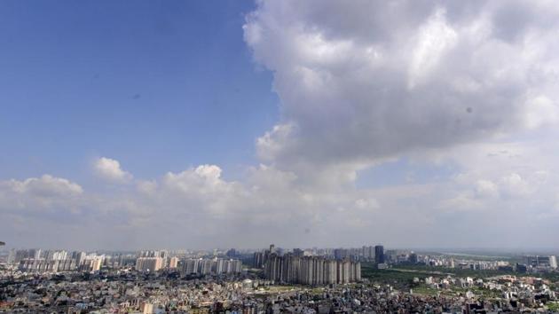 Clouds hover over sky after rains heavy showers. (HT File Photo) Clouds hover over sky after rains heavy showers. (HT File Photo)