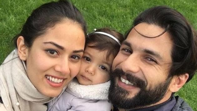 Shahid Kapoor, Mira Rajput click the perfect ‘selfie with daughter ...