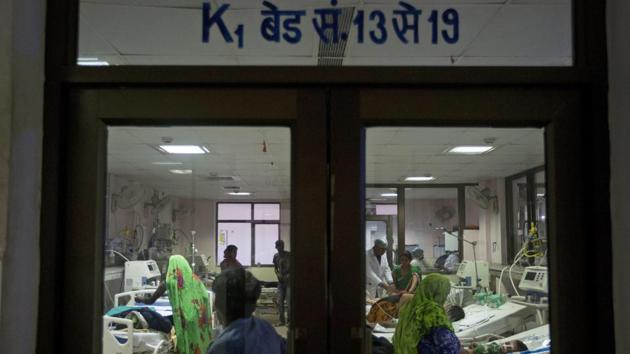 Children receive treatment at Baba Raghav Das Medical College Hospital in Gorakhpur of Uttar Pradesh.(AP Photo) Children receive treatment at Baba Raghav Das Medical College Hospital in Gorakhpur of Uttar Pradesh.(AP Photo)