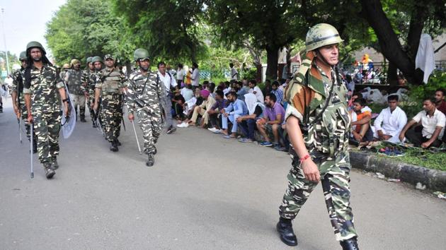 Curfew continued on Saturday in a few districts in south-west Punjab, including Mansa, Bathinda, Patiala, Fazilka, Ferozepore, Faridkot, Malout, Sangrur and Barnala following the violence.(Ravi Kumar/HT)