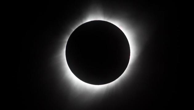 The sun is seen in full eclipse over a park on August 21, 2017 in Hiawatha, Kansas. (AFP Photo) The sun is seen in full eclipse over a park on August 21, 2017 in Hiawatha, Kansas. (AFP Photo)