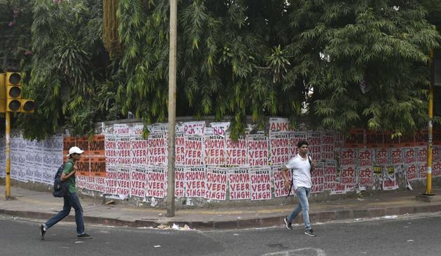ABVP has said it is urging DU election authorities to allocate separate ‘democracy walls’ in colleges as space for putting up posters. (Sushil Kumar/HT PHOTO) ABVP has said it is urging DU election authorities to allocate separate ‘democracy walls’ in colleges as space for putting up posters. (Sushil Kumar/HT PHOTO)