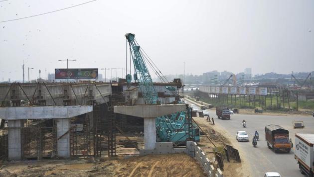 One side of the flyover connecting Delhi to UP Gate, will be completed by September end . (Sakib Ali/ HT photo) One side of the flyover connecting Delhi to UP Gate, will be completed by September end . (Sakib Ali/ HT photo)