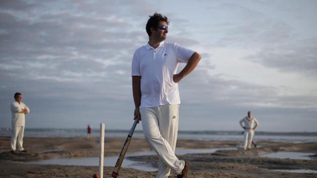 Cricket players from the Royal Southern Yacht Club and Cowes Island Sailing Club play an annual cricket match in the middle of The Solent, on the Brambles sandbank which appears for a short period of time at low tide, on August 24, 2017. The match takes place between the Royal Southern Yacht Club and Cowes Island Sailing Club. Boats transport players and spectators from the Isle of White and Southampton. (Daniel Leal Olivas/ AFP) Cricket players from the Royal Southern Yacht Club and Cowes Island Sailing Club play an annual cricket match in the middle of The Solent, on the Brambles sandbank which appears for a short period of time at low tide, on August 24, 2017. The match takes place between the Royal Southern Yacht Club and Cowes Island Sailing Club. Boats transport players and spectators from the Isle of White and Southampton. (Daniel Leal Olivas/ AFP)