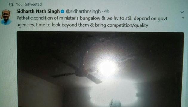 The video showed leakage from the ceiling and four buckets kept on the floor to collect water dripping from the ceiling. The video showed leakage from the ceiling and four buckets kept on the floor to collect water dripping from the ceiling.