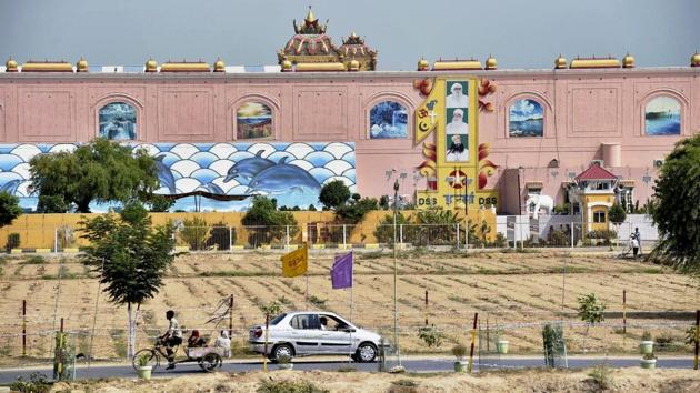 A deserted view of Dera Sacha Sauda on the day of the pronouncement of sentence to Gurmeet Ram Rahim Singh, in Sirsa. Dera chairperson Vipassana Insaan appealed for peace amid reports that two vehicles have been set on fire in Sirsa, the headquarters of the sect. (Vijay Verma / PTI)