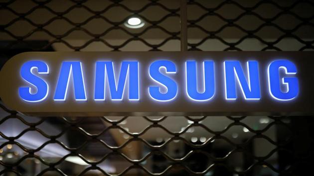 The logo of Samsung Electronics is seen at its office building in Seoul, South Korea, August 25, 2017. (REUTERS) The logo of Samsung Electronics is seen at its office building in Seoul, South Korea, August 25, 2017. (REUTERS)