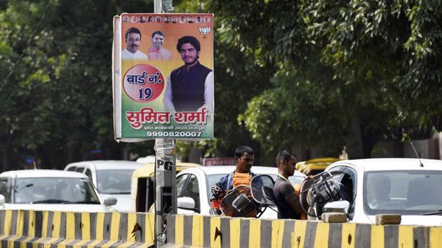 Candidates have put up posters seeking votes across the city. (Sanjeev Verma/HT PHOTO) Candidates have put up posters seeking votes across the city. (Sanjeev Verma/HT PHOTO)