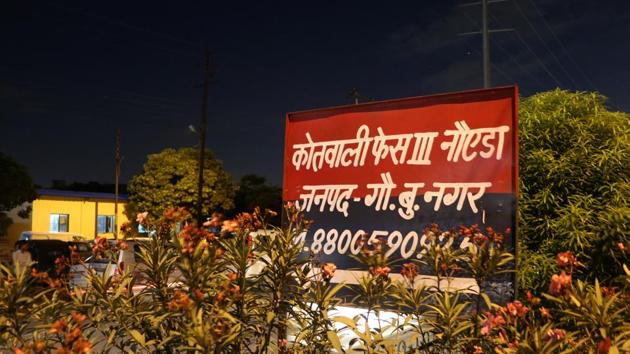 The issue came to light when the victim approached Noida’s Phase – 3 police for help. (HT Photo) The issue came to light when the victim approached Noida’s Phase – 3 police for help. (HT Photo)