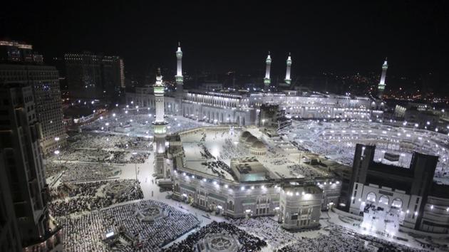 Muslim pilgrims pray at the Grand Mosque, ahead of the annual Hajj pilgrimage in the Muslim holy city of Mecca, Saudi Arabia, Tuesday, Aug. 29, 2017.(AP)