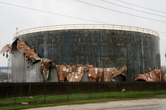 An oil tank damaged by Hurricane Harvey near Seadrift, Texas on August 26, 2017. (Reuters) An oil tank damaged by Hurricane Harvey near Seadrift, Texas on August 26, 2017. (Reuters)