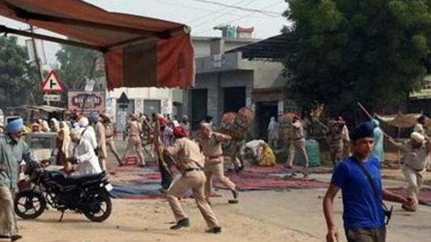 The court directed the police to submit the report by September 29. The police are yet to name the accused cops in the first information report (FIR). (HT File) The court directed the police to submit the report by September 29. The police are yet to name the accused cops in the first information report (FIR). (HT File)