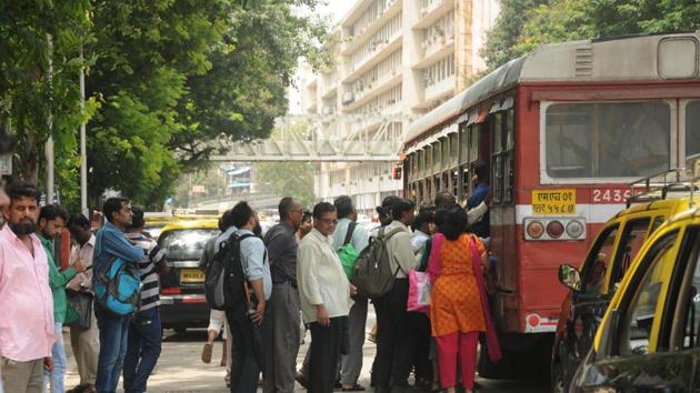 Peoples board a BEST bus in Mumbai on Wednesday. (Bhushan Koyande) Peoples board a BEST bus in Mumbai on Wednesday. (Bhushan Koyande)