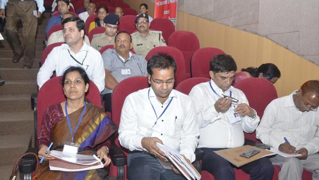 CM Yogi Adityanath held a review meeting at the Central Detective Training Institute in Kamla Nehru Nagar. (Sakib Ali/HT Photo) CM Yogi Adityanath held a review meeting at the Central Detective Training Institute in Kamla Nehru Nagar. (Sakib Ali/HT Photo)