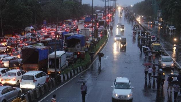 Extremely heavy rain brought the city to a standstill on Tuesday. (Pramod Thakur/HT) Extremely heavy rain brought the city to a standstill on Tuesday. (Pramod Thakur/HT)