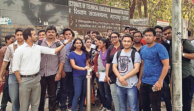 As per the process, eligible students had to fill the online forms on August 30, till 5 pm. These students then had to carry the print out of the filled forms along with their original documents to the facilitation center for verification. (HT FILE PHOTO) As per the process, eligible students had to fill the online forms on August 30, till 5 pm. These students then had to carry the print out of the filled forms along with their original documents to the facilitation center for verification. (HT FILE PHOTO)