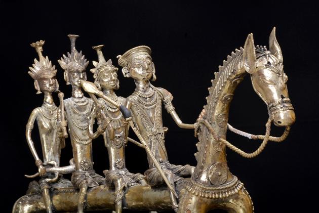 A brass bronze alloy by Suresh Waghmare Shikaar. A brass bronze alloy by Suresh Waghmare Shikaar.