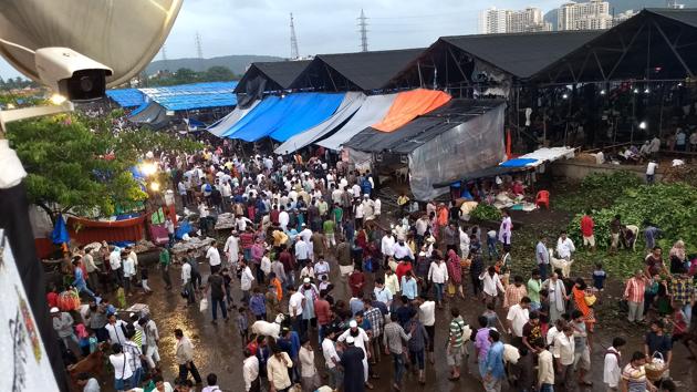 Several sellers refused to come to the city to protect their stock, said a BMC official. (HT photo) Several sellers refused to come to the city to protect their stock, said a BMC official. (HT photo)