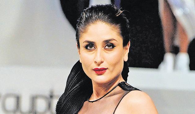 Kareena Kapoor and son Taimur Ali Khan were on their way to Delhi. In this file photo, Kareena at the Lakme Fashion Week (LFW) Winter/Festive 2015.(AFP)