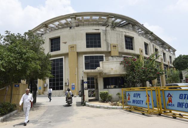 Seventy three MCG poll candidates from 2011 had failed to disclose their election-related expenses to the EC. (Sanjeev Verma/HT FILE PHOTO) Seventy three MCG poll candidates from 2011 had failed to disclose their election-related expenses to the EC. (Sanjeev Verma/HT FILE PHOTO)