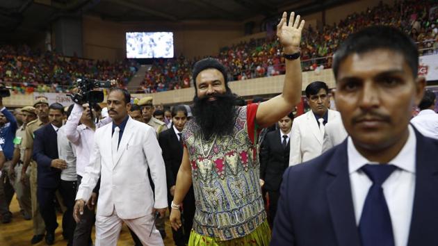 There have been countless stories of hapless people who were made offers they could not refuse by the henchmen of people like Gurmeet Singh. It would appear that one such victim was the former husband of his adopted daughter Honeypreet Insan(AP)