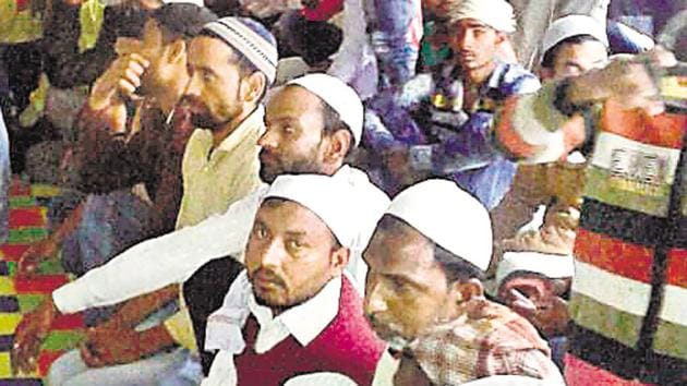 Muslims offer prayers at a gurudwara in Uttarakhand’s Joshimath.(HT Photo) Muslims offer prayers at a gurudwara in Uttarakhand’s Joshimath.(HT Photo)