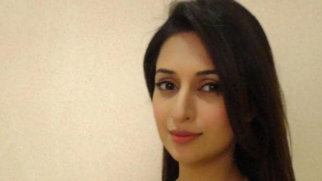 Divyanka Tripathi Dahiya is keen on doing women-oriented films.