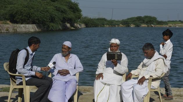 Radio has become a powerful mean for villagers to demand their rights and for accessing public services in a region. (Raj K Raj/HT PHOTO) Radio has become a powerful mean for villagers to demand their rights and for accessing public services in a region. (Raj K Raj/HT PHOTO)
