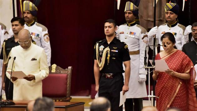 Nirmala Sitharaman being sworn-in as a Cabinet minister by President Ram Nath Kovind at Rashtrapati Bhavan in New Delhi.(PTI Photo)