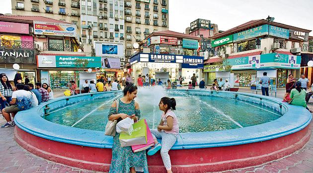 One of the eight temporary air and noise monitoring stations will be installed near the Galleria Market. (Sanjeev Verma/HT FILE PHOTO) One of the eight temporary air and noise monitoring stations will be installed near the Galleria Market. (Sanjeev Verma/HT FILE PHOTO)