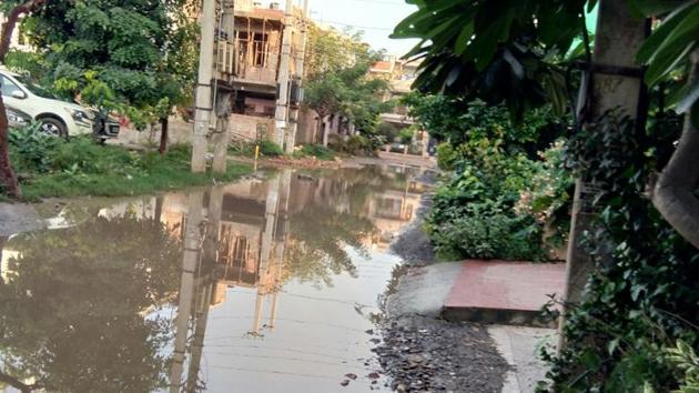 Residents claim that repeated efforts to raise the issue with the Municipal Corporation of Gurugram (MCG) have fetched no result. Residents claim that repeated efforts to raise the issue with the Municipal Corporation of Gurugram (MCG) have fetched no result.