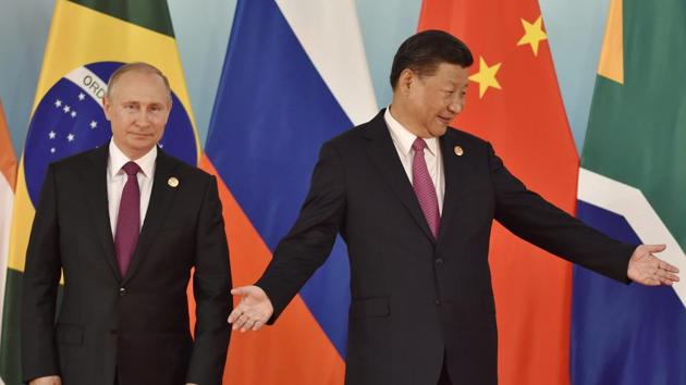 A Kremlin spokesperson on Sunday said that Russia is ready to take part in talks to try to solve the North Korean issue but has yet to see any positive impact from sanctions against Pyongyang. Russian President Vladimir Putin discussed the bomb test with Chinese President Xi Jinping earlier on Sunday. Both leaders expressed their deep concerns about security on the Korean Peninsula. (Kenzaburo FukAFP)