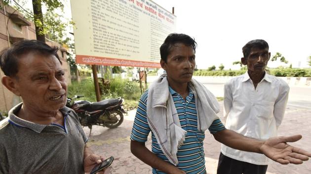 Sompal, father of five-year-old boy Sachin who died in his school in Dadri.(Virendra Singh Gosain/HT PHOTO)