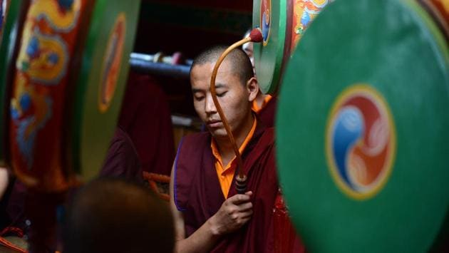 Tibetans believe prayers also help preserve the body. Incense sticks and a butter lamp are lit round the clock to keep insects away from the mummified monk. (Deepak Sansta / HT Photo) Tibetans believe prayers also help preserve the body. Incense sticks and a butter lamp are lit round the clock to keep insects away from the mummified monk. (Deepak Sansta / HT Photo)