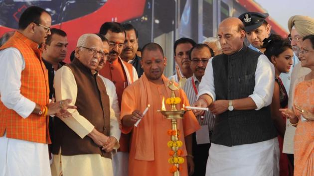Home minister Rajnath Singh, UP Governor Ram Naik and Chief Minister of UP Yogi Adityanath lighting the lamp during the inauguration function of Metro Rail Transport from nagar to Charbagh in Lucknow, on September 5, 2017.(Subhankar Chakraborty/HT PHOTO)