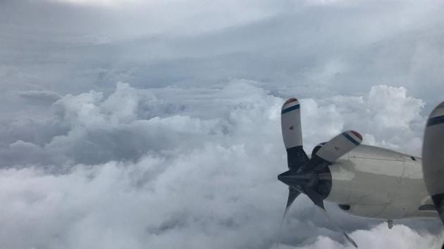 The plane WP-3D flew through the eye of Hurricane Irma.(CDR Kibbey/NOAA)