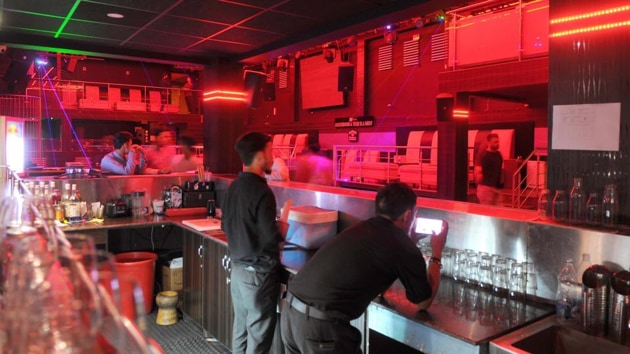 Around 100 bars on Madhya Marg and Himalayan Marg were reopened after five months on August 30, as the Supreme Court relaxed its ban on sale of liquor within 500 metres of highways.(HT File)