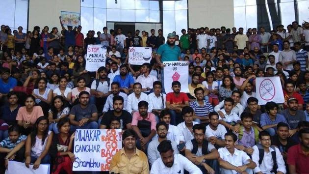 The university’s alumni body has extended support to the protesting students. (HT Photo) The university’s alumni body has extended support to the protesting students. (HT Photo)