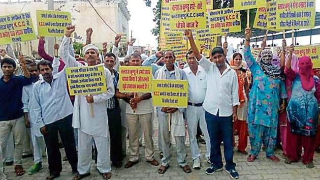 Villages protesting against BJP zila parishad chairman Balraj Kundu in Meham on Tuesday.(HT Photo)