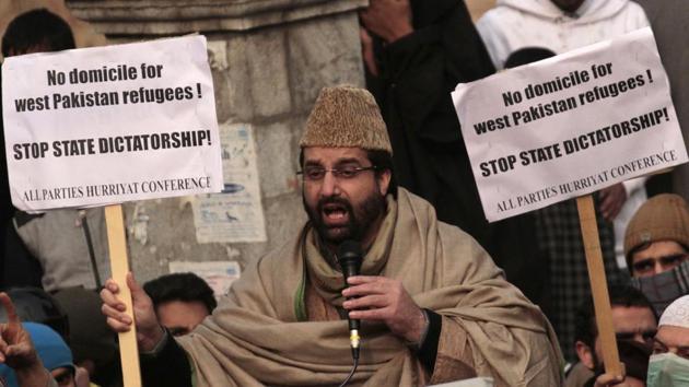 Hurriyat Conference (M) chairperson Mirwaiz Umar Farooq at a protest rally against the issuing of domicile certificates to West Pakistan Refugees (WPR) in Srinagar.(HT File Photo) Hurriyat Conference (M) chairperson Mirwaiz Umar Farooq at a protest rally against the issuing of domicile certificates to West Pakistan Refugees (WPR) in Srinagar.(HT File Photo)