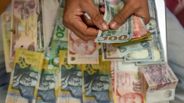 JOB AT HAND: The Bappa received foreign currency too. (Kunal Patil/HT Photo) 