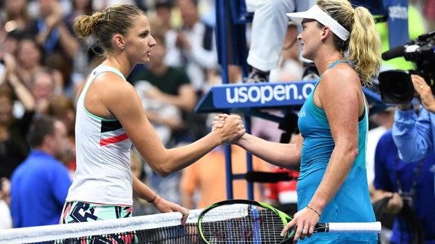 CoCo Vandeweghe (R) completed a brilliant 7-6 (4), 6-3 victory over 2016 runner-up and top-seeded Karolina Pliskova of the Czech Republic (AFP) CoCo Vandeweghe (R) completed a brilliant 7-6 (4), 6-3 victory over 2016 runner-up and top-seeded Karolina Pliskova of the Czech Republic (AFP)