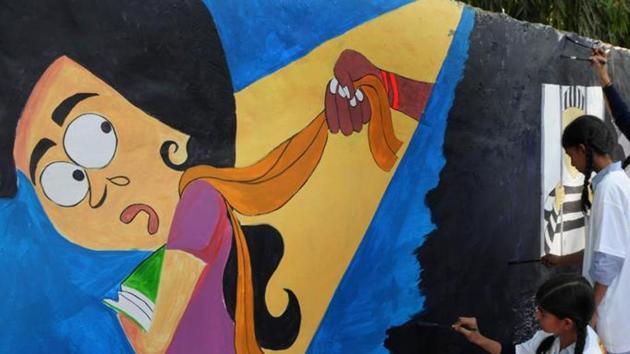 A painting spreading awareness about women’s safety. (HT FILE) A painting spreading awareness about women’s safety. (HT FILE)