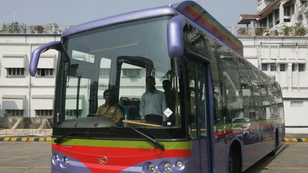 The BEST management suffered an annual loss of Rs82 crore from AC buses The BEST management suffered an annual loss of Rs82 crore from AC buses