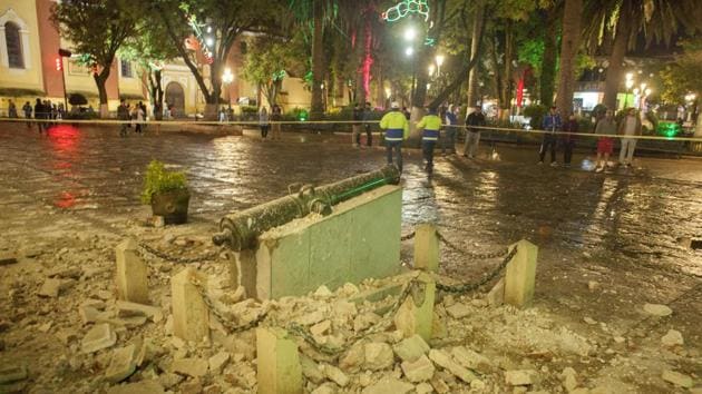 A monument surrounded by debris is cordoned off in the aftermath of an 8.1-magnitude earthquake in San Cristobal de Las Casas, state of Chiapas, Mexico, early Friday, Sept. 8, 2017. (AP Photo) A monument surrounded by debris is cordoned off in the aftermath of an 8.1-magnitude earthquake in San Cristobal de Las Casas, state of Chiapas, Mexico, early Friday, Sept. 8, 2017. (AP Photo)